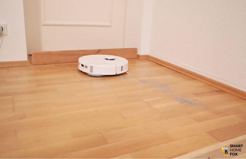 Roborock Q Revo MaxV Saugtest auf Laminat